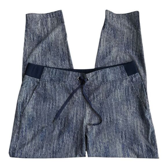 Athleta‎ Pants - Athleta Batik Midtown Visit Blue Spot Ankle Pants  Joggers Blue & White Size 12